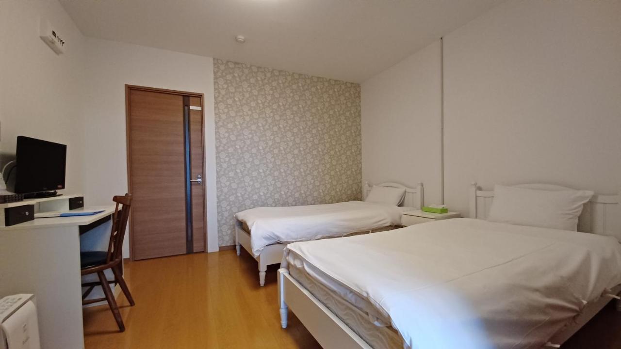 Hotel Swan Lake Nagara Nagara  Eksteriør bilde